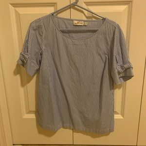 Like new vineyard vines stripes bow sleeve blouse